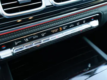 MERCEDES-BENZ GLS 450d 4M AMG Sport Premium  NIGHT AHK PANO