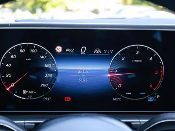 MERCEDES-BENZ GLS 450d 4M AMG Sport Premium  NIGHT AHK PANO