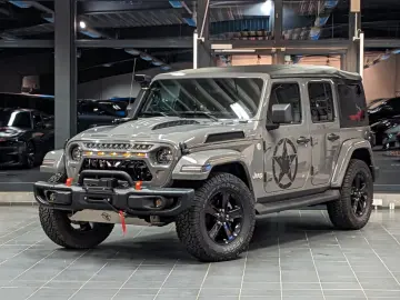 JEEP Wrangler Unlimited 2.0L Turbo ARMY STYLE SKY-TOP