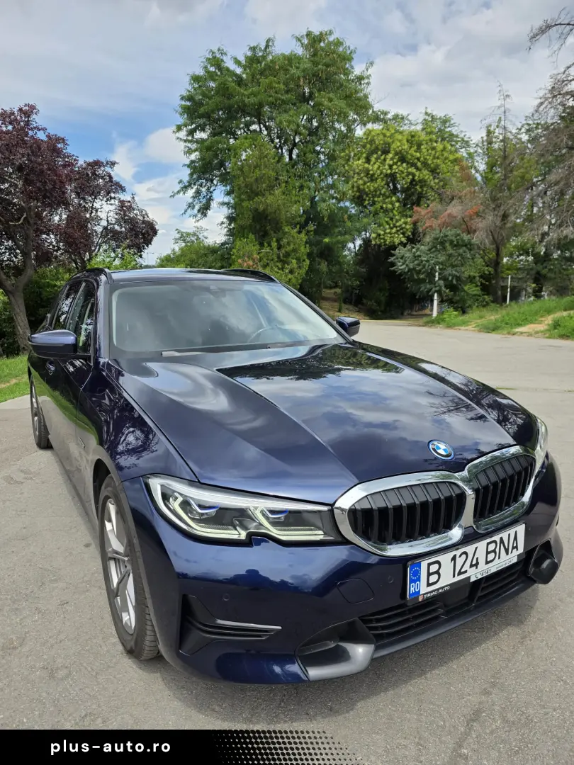 BMW 330