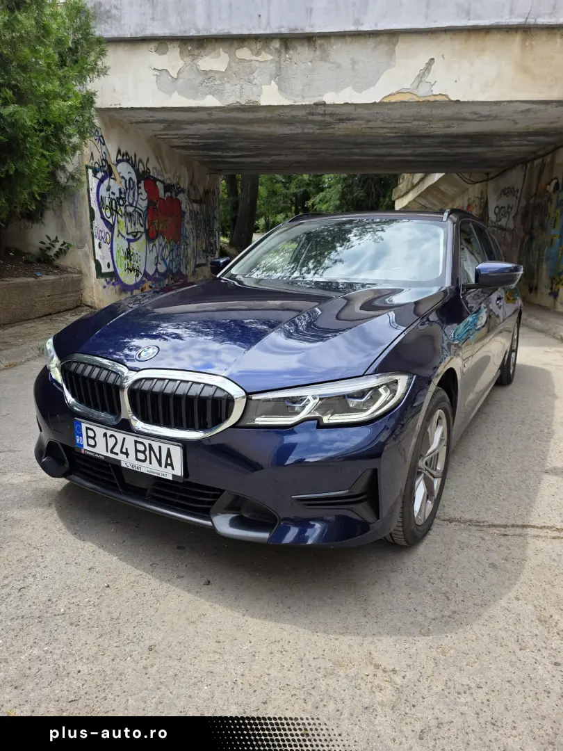 BMW 330