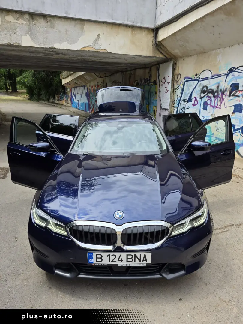 BMW 330