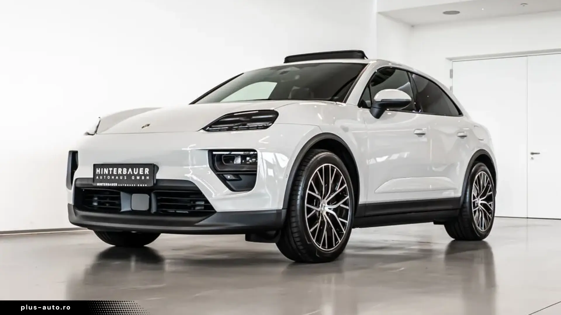 Porsche Macan 4 Electric PANO BOSE