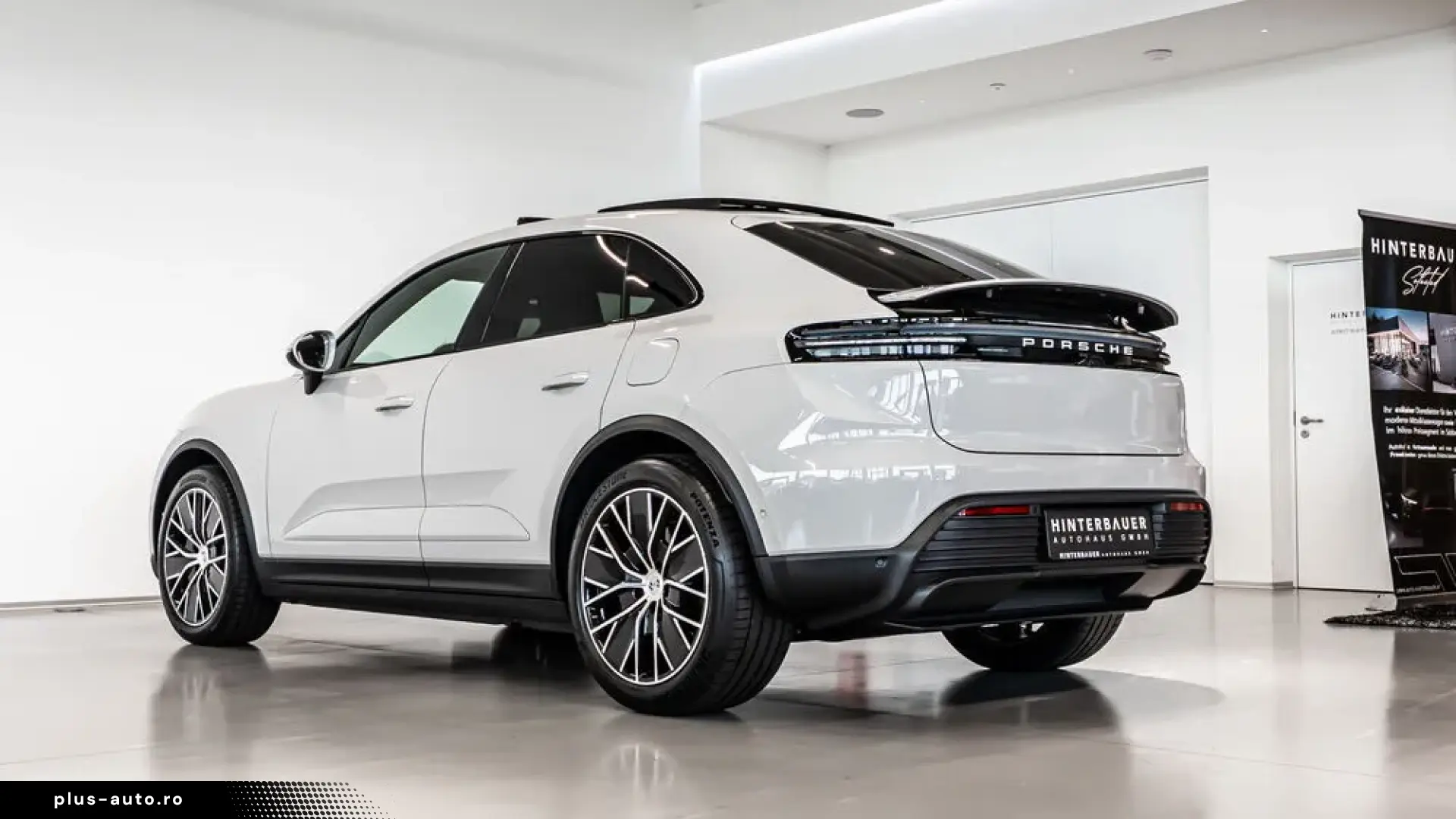 Porsche Macan 4 Electric PANO BOSE