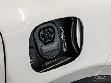 Porsche Macan 4 Electric PANO BOSE