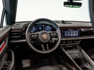 Porsche Macan 4 Electric PANO BOSE