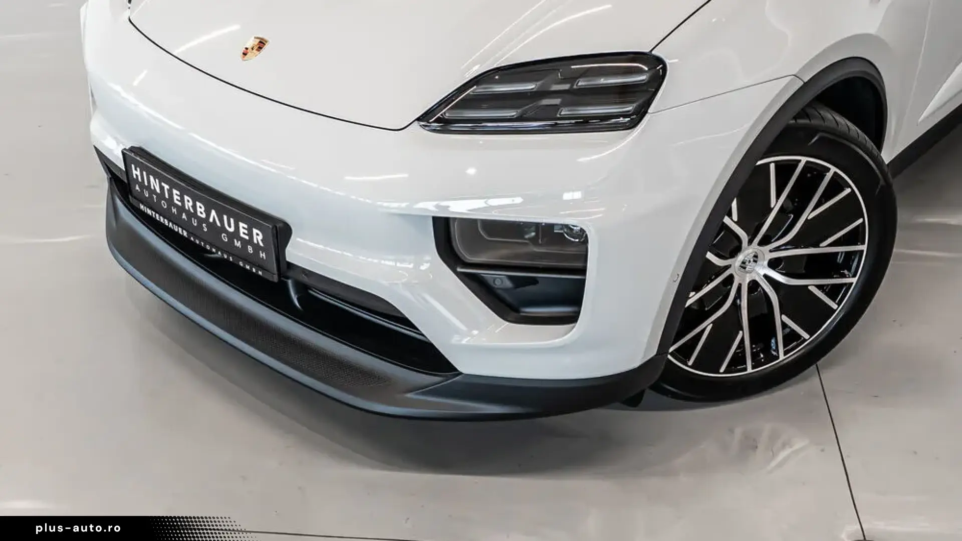 Porsche Macan 4 Electric PANO BOSE