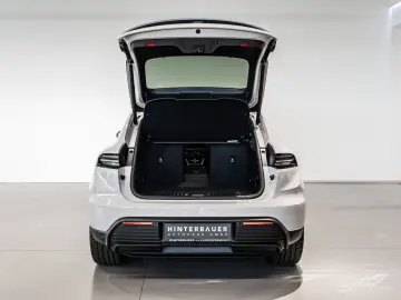 Porsche Macan 4 Electric PANO BOSE