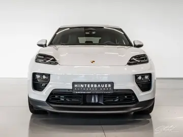 Porsche Macan 4 Electric PANO BOSE