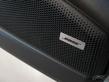 Porsche Macan 4 Electric PANO BOSE