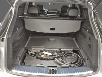 PORSCHE Cayenne E-Hybrid  HLA MASSAGE HEADUP INNO