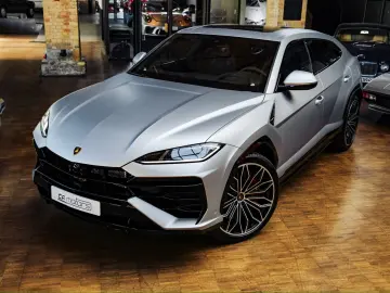LAMBORGHINI Urus SE AKRAPOVIC  MASSAGE  NIGHT VISION  PPF