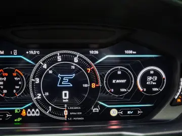 LAMBORGHINI Urus SE AKRAPOVIC  MASSAGE  NIGHT VISION  PPF