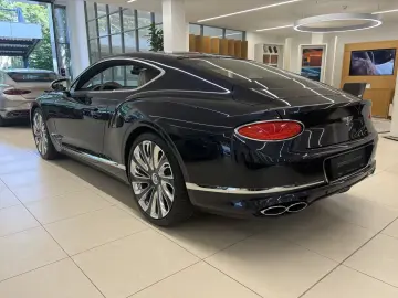 BENTLEY Continental GT Mulliner V8