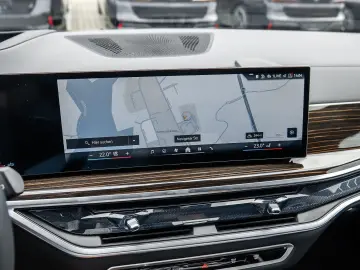 BMW X5 xDrive40d M Sport HUD PANO ACC AHK 360 KAM
