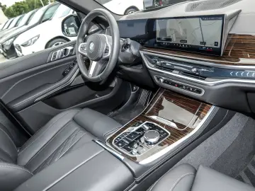 BMW X5 xDrive40d M Sport HUD PANO ACC AHK 360 KAM