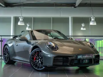 Porsche 911 Carrera 4S Cabriolet (992.2)
