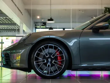 Porsche 911 Carrera 4S Cabriolet (992.2)