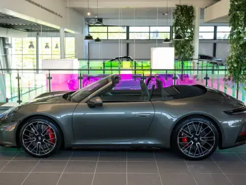 Porsche 911 Carrera 4S Cabriolet (992.2)
