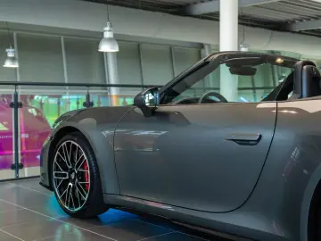 Porsche 911 Carrera 4S Cabriolet (992.2)