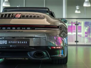 Porsche 911 Carrera 4S Cabriolet (992.2)