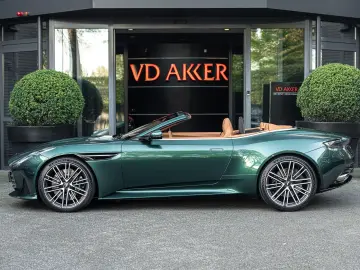 Aston Martin DB12 Volante 2025