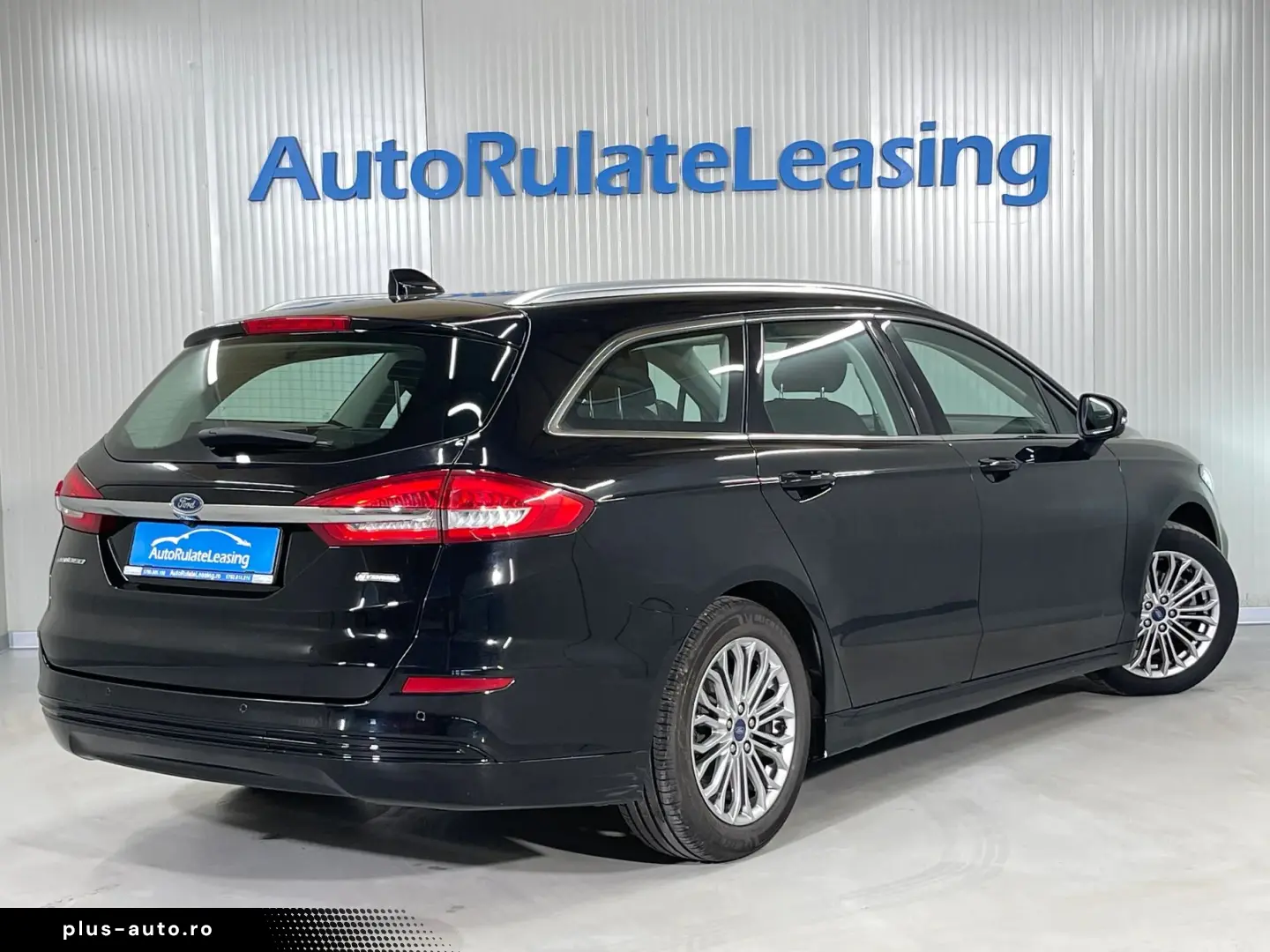 FORD Mondeo 2022 — imagine 3