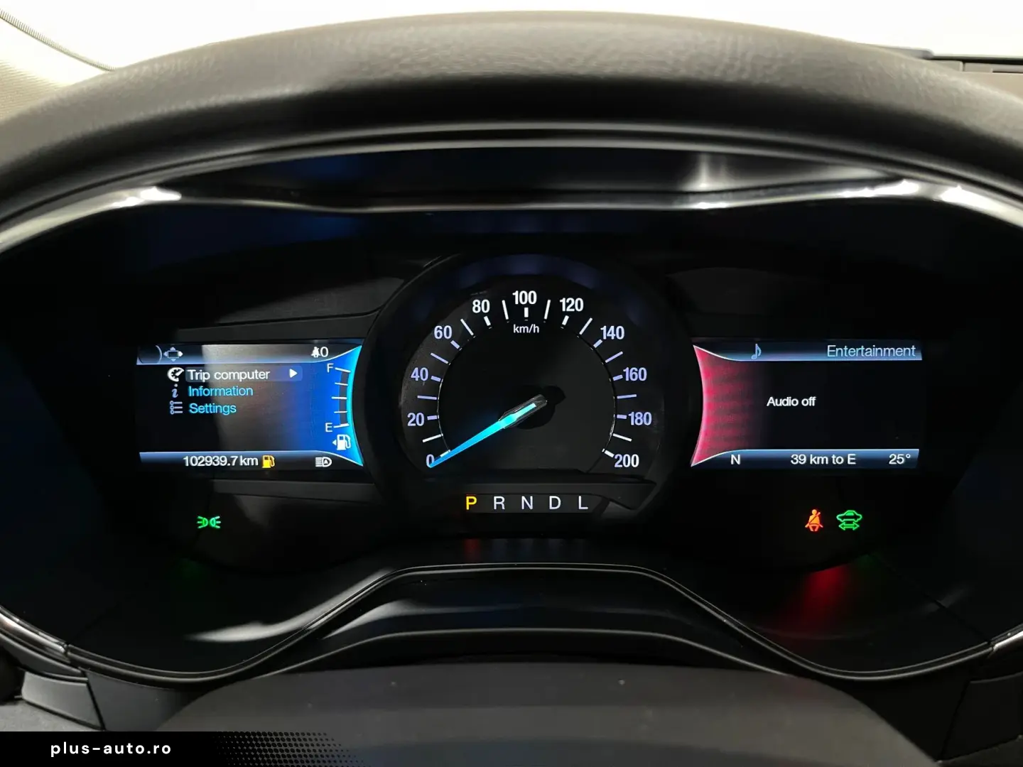 FORD Mondeo 2022 — imagine 26