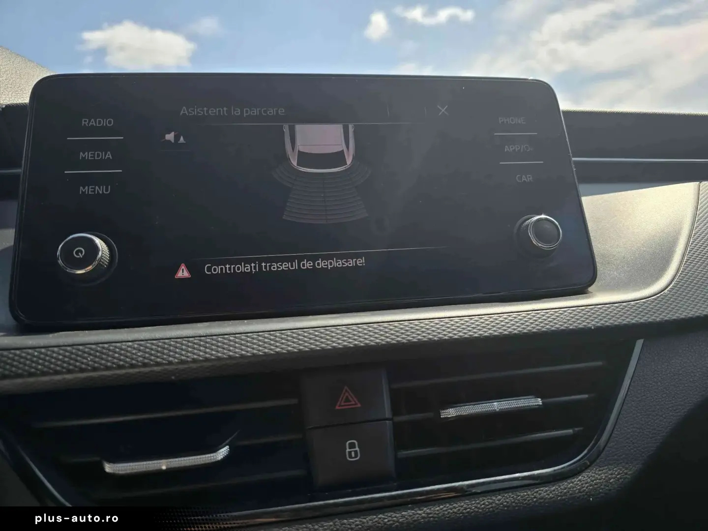 SKODA Scala 2020 — imagine 17