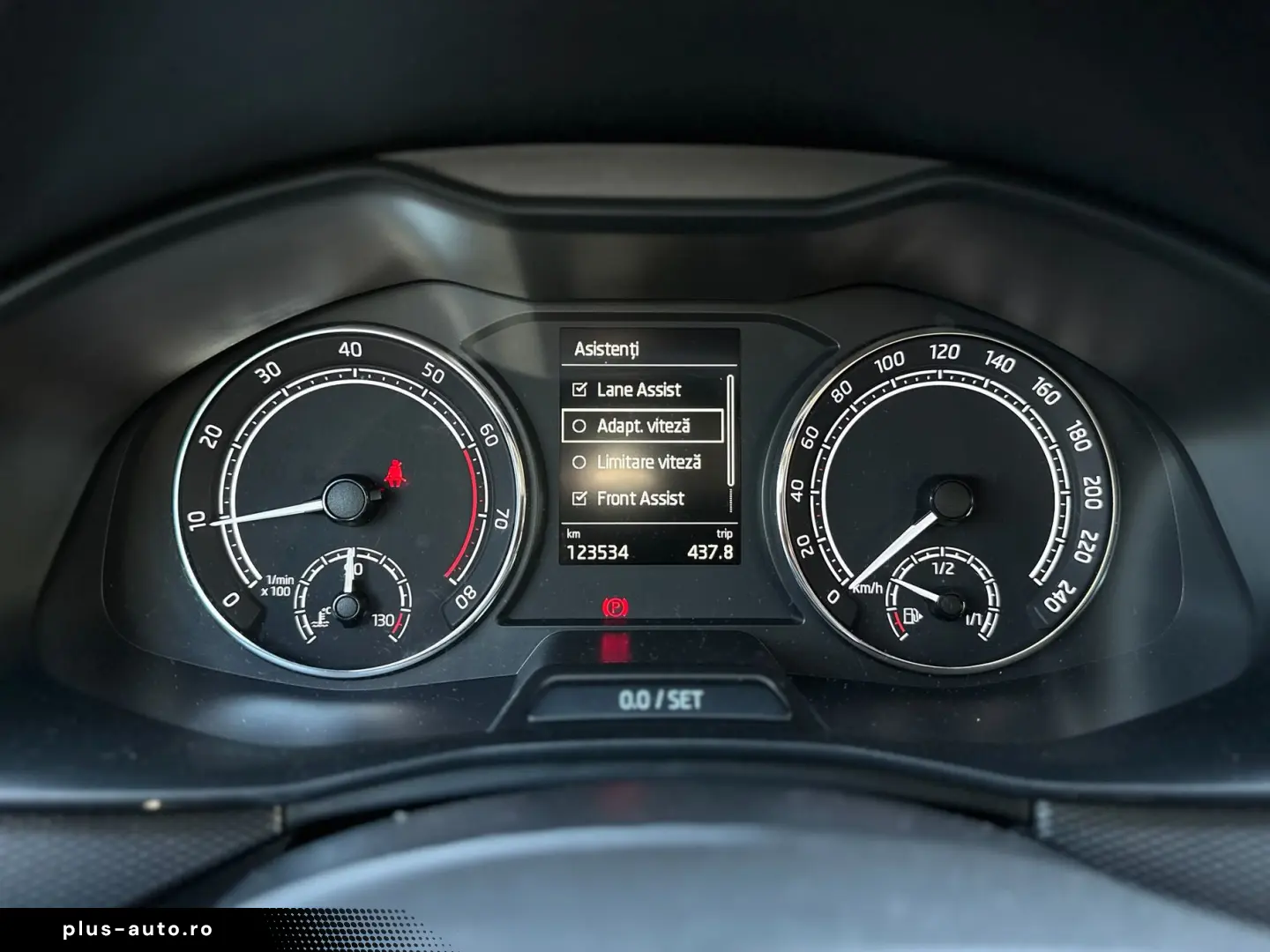 Skoda Scala 1.0 95CP LED LaneAssist Carplay Garantie Finanta