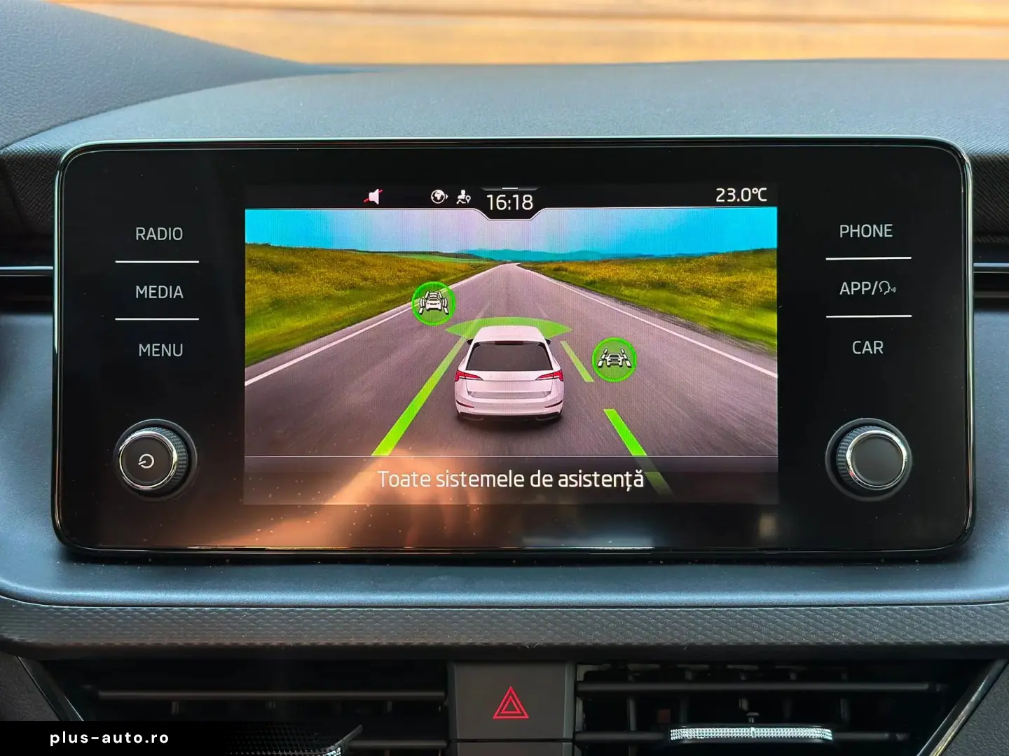 Skoda Scala 1.0 95CP LED LaneAssist Carplay Garantie Finanta