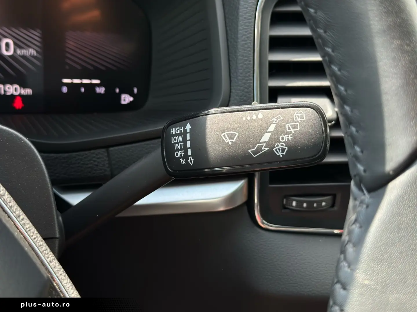 Skoda Karoq 1.5TSI 150CP LED VirtualCockpit Keyless Garantie