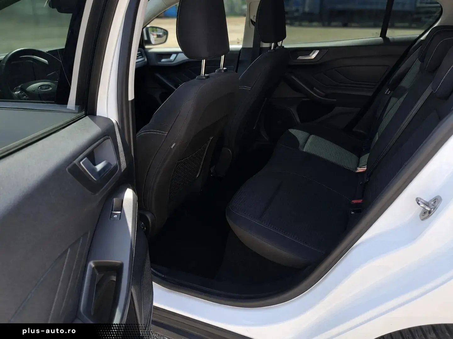 FORD Focus 2023 — imagine 14