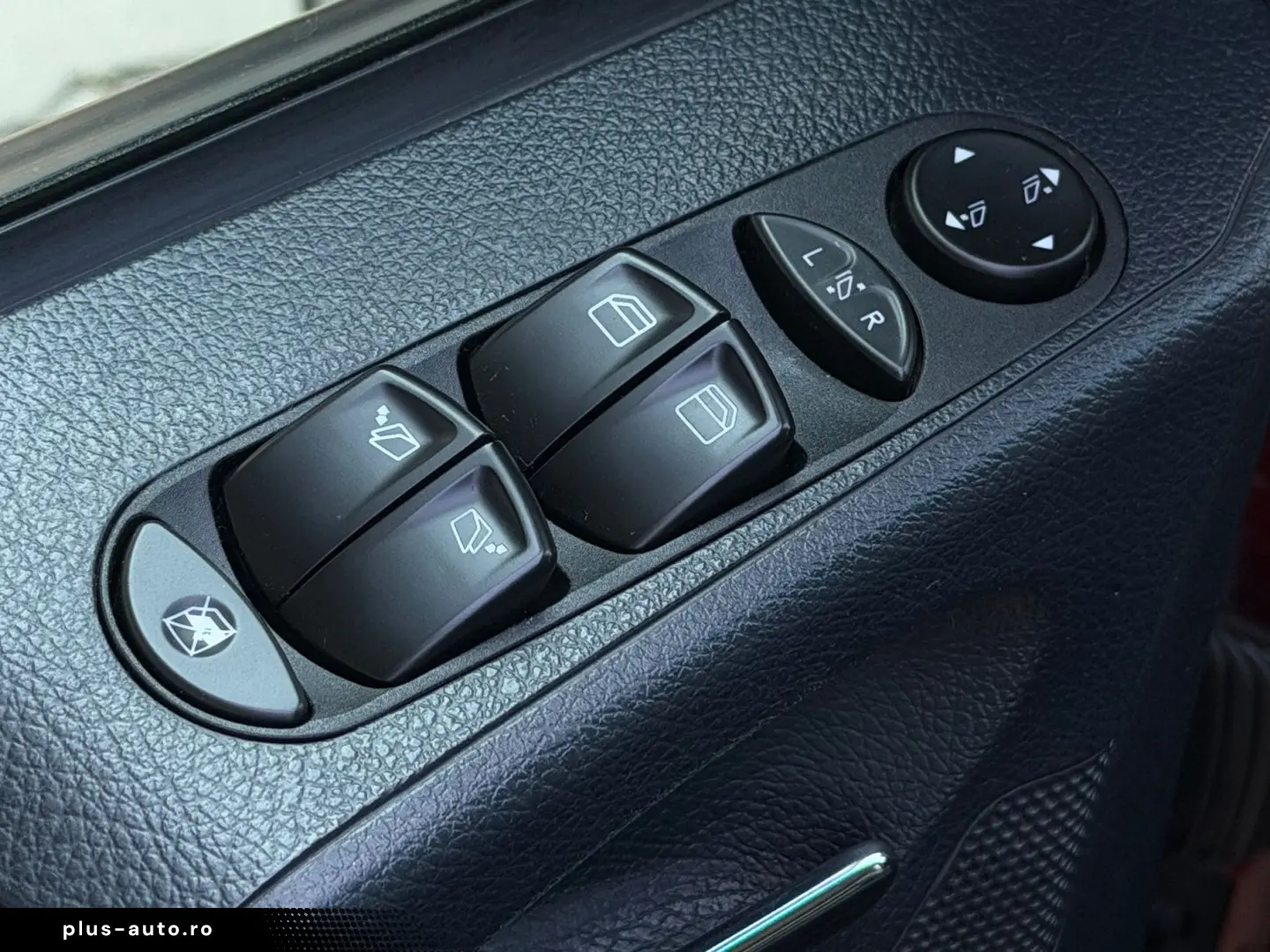 MERCEDES-BENZ Unknown Model 2011 — imagine 18