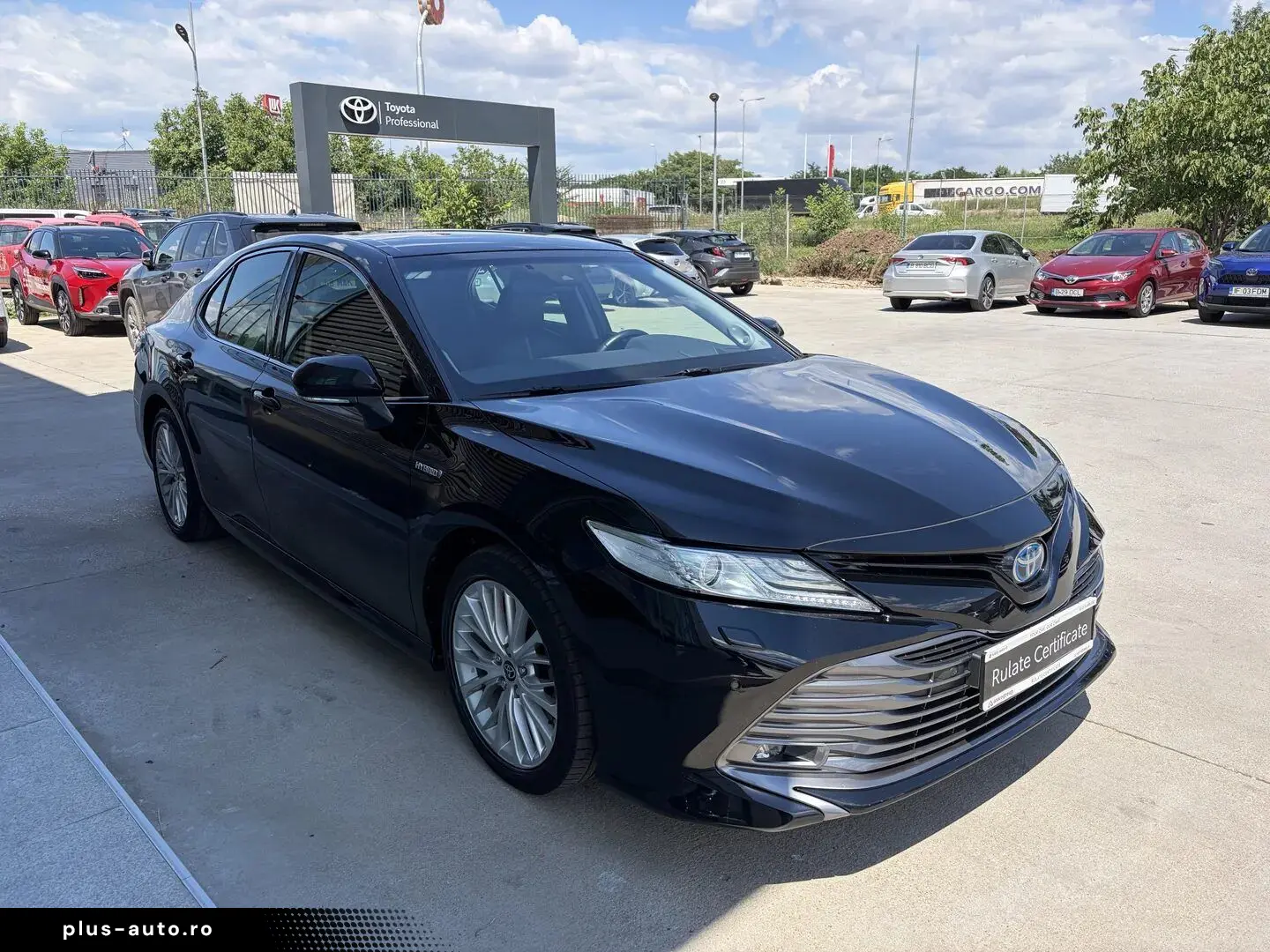 Toyota Camry Exclusive