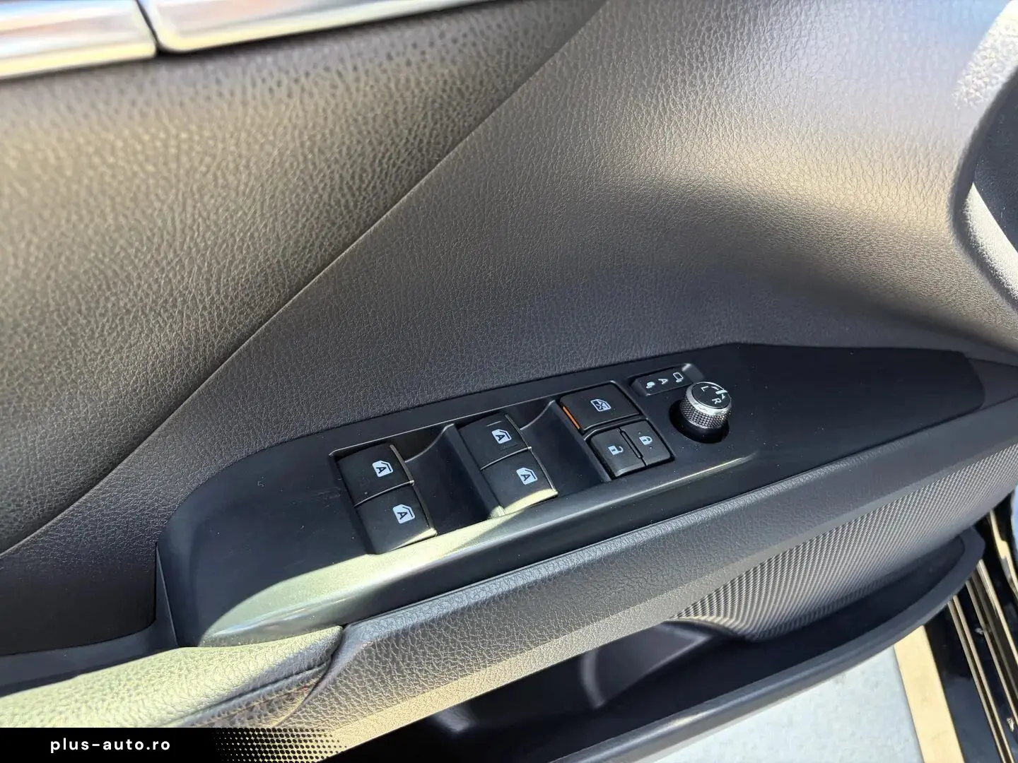 Toyota Camry Exclusive