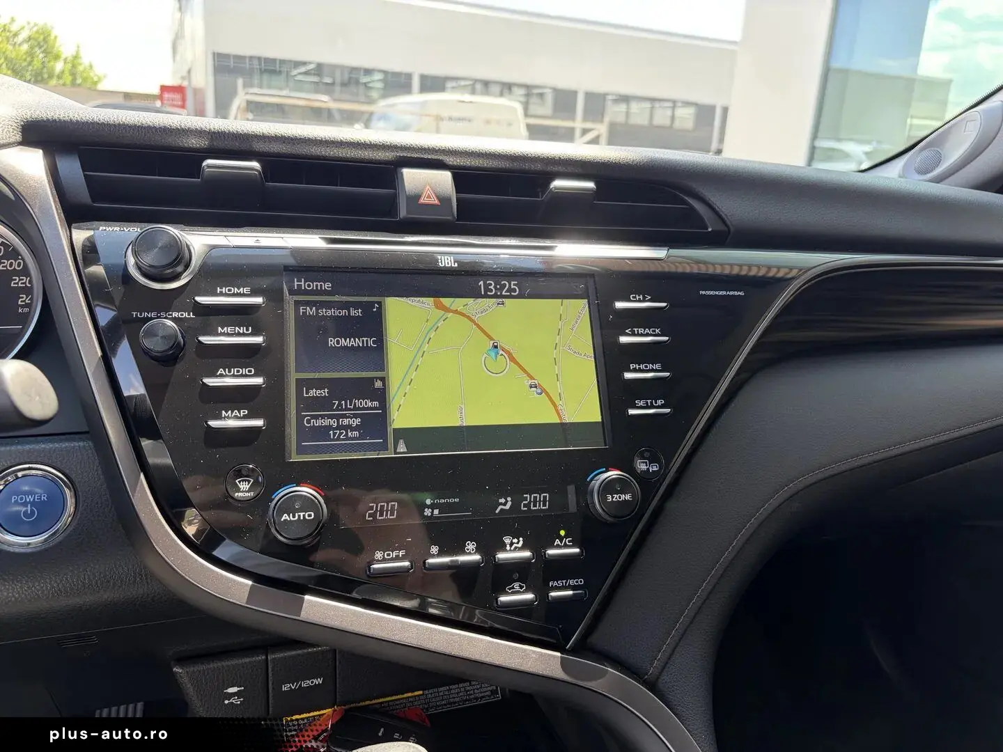 Toyota Camry Exclusive