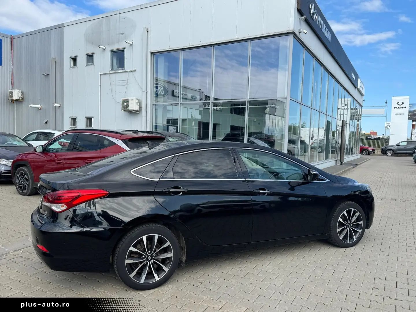HYUNDAI i40 2019 — imagine 3