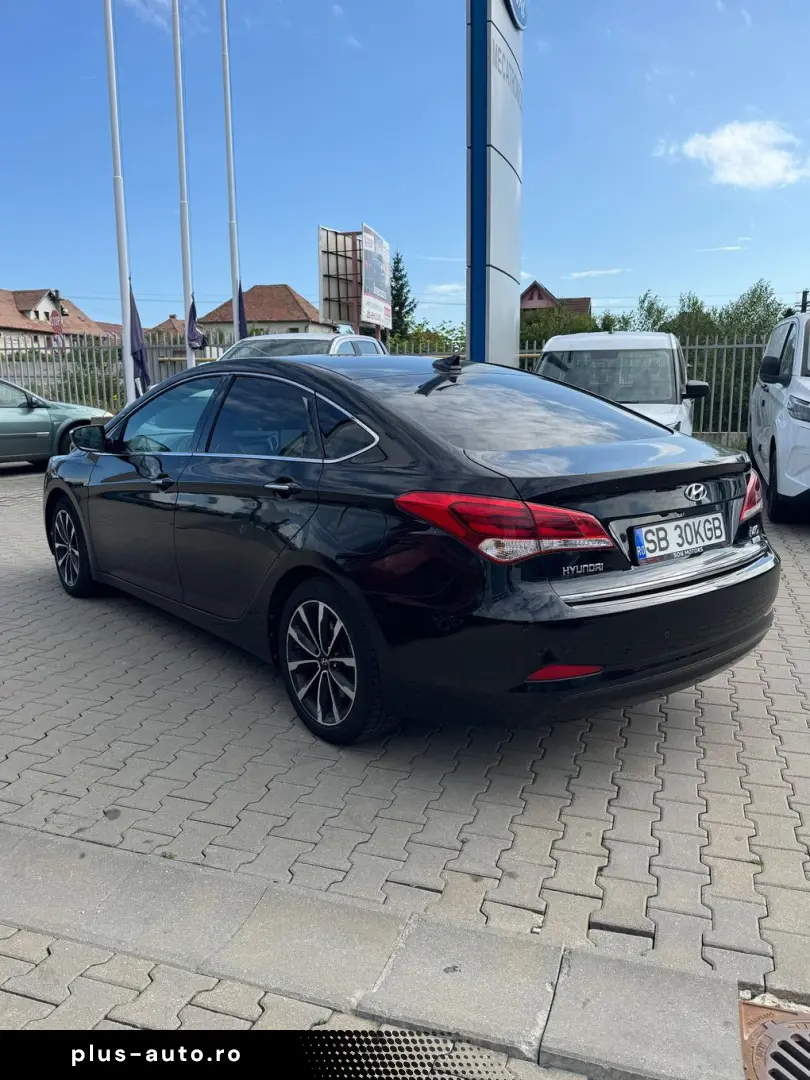 HYUNDAI i40 2019 — imagine 5