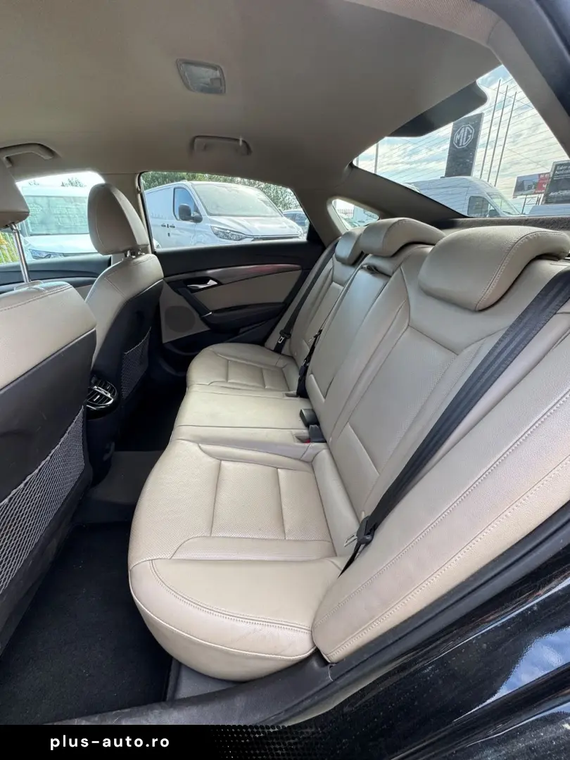 HYUNDAI i40 2019 — imagine 16