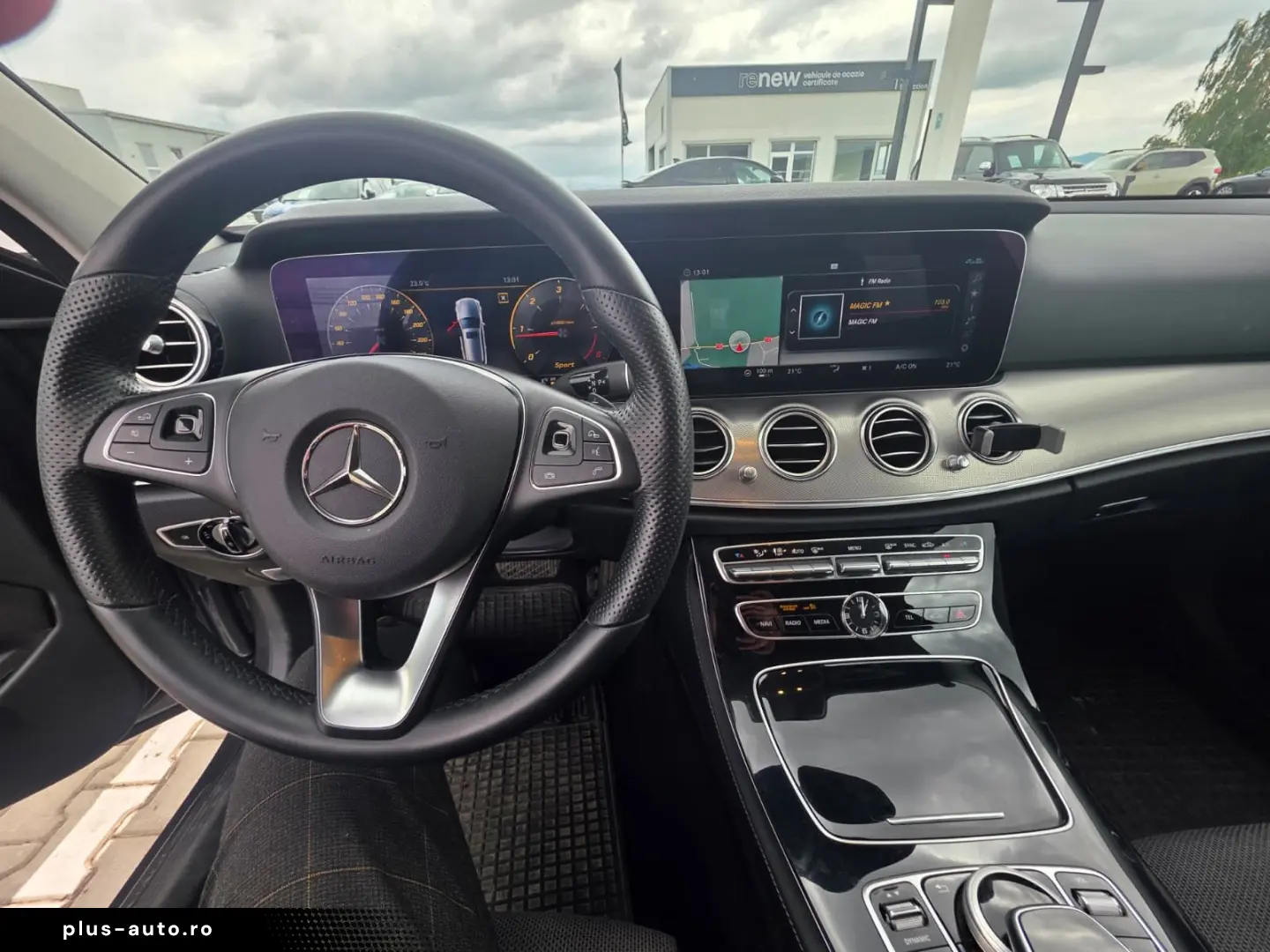 Mercedes-Benz E