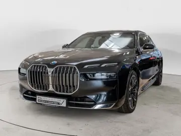 BMW 750e xDrive Design Pure Excellence PANO LED ACC