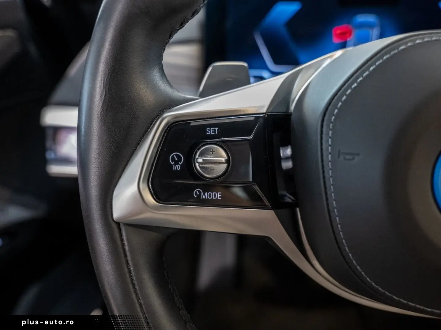 BMW 750e xDrive Design Pure Excellence PANO LED ACC