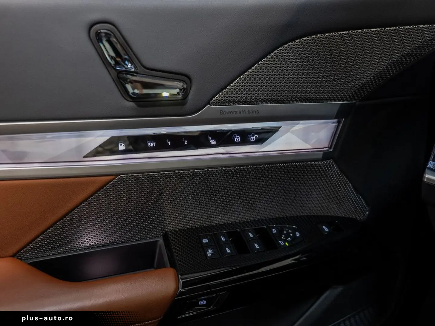 BMW 750e xDrive Design Pure Excellence PANO LED ACC