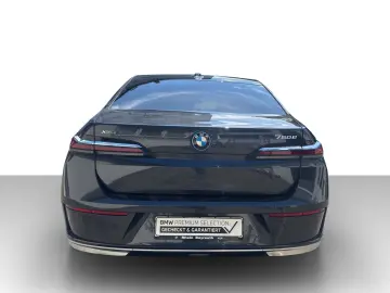 BMW 750e xDrive Limousine Executive Drive Pro PanGSD