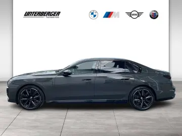 BMW M760e xDrive M Performance Paket-Klima Akustik P