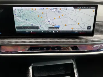 BMW M760e xDrive M Performance Paket-Klima Akustik P