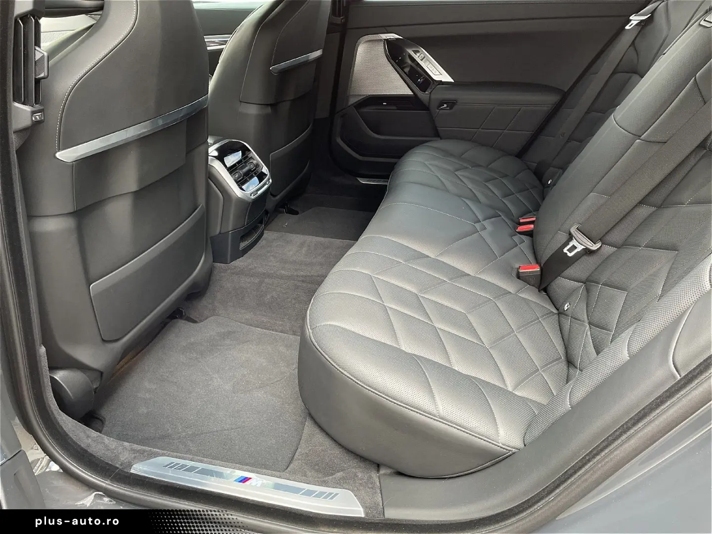 BMW M760e xDrive M Performance Paket-Klima Akustik P