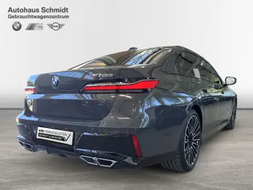 BMW M760e xDrive Limousine M Sportpaket 21  LC Prof.
