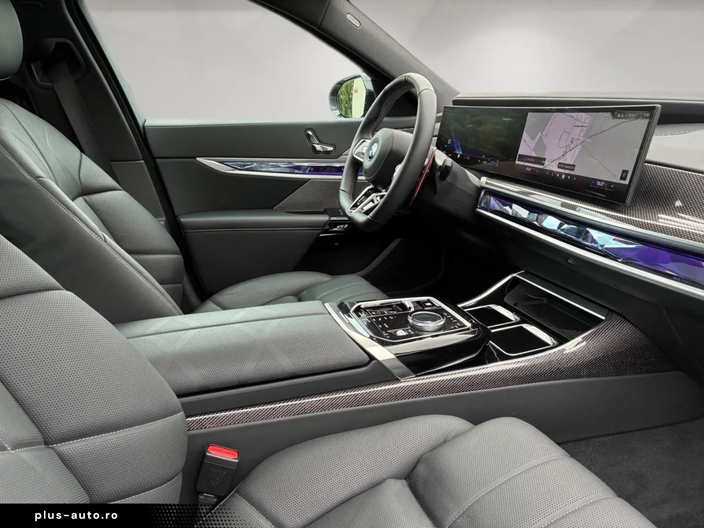 BMW M760 e xDrive  M Aerodynamik Massage Live Cockpi